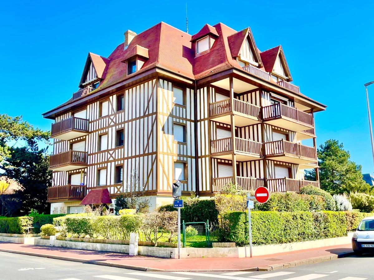 Echappee Chic - Balcon - 150 M Casino Deauville & Plage 外观 照片